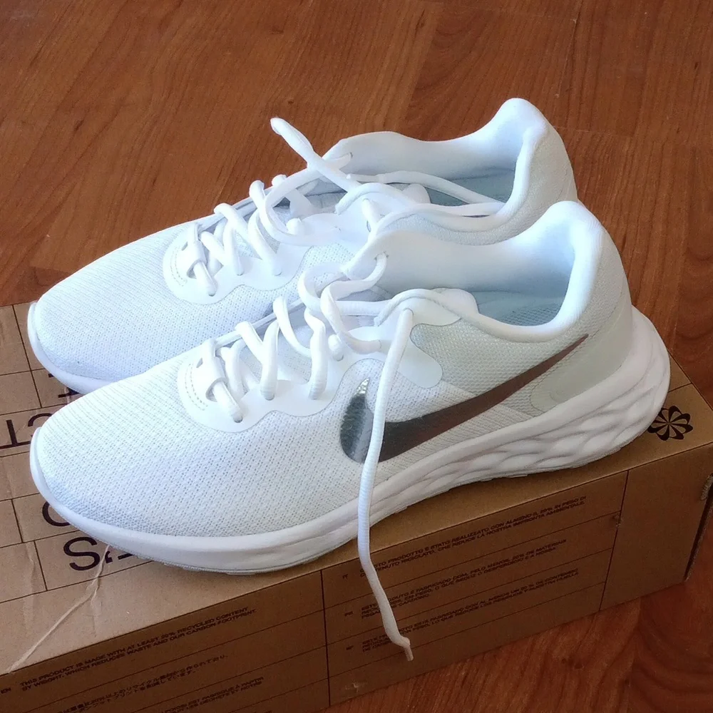 NOWT - Picture 2 of 8